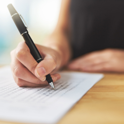 Memangkas Biaya dan Kompleksitas Operasi Kredit Perusahaan